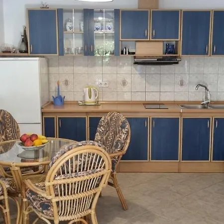 Karla Apartment *